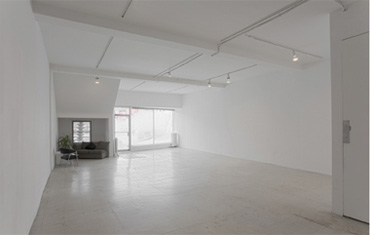 Photo of empty gallery