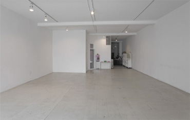 Photo of empty gallery